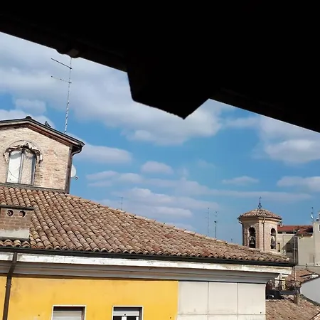Appartamento Sui Tetti Di Parma Exterior photo
